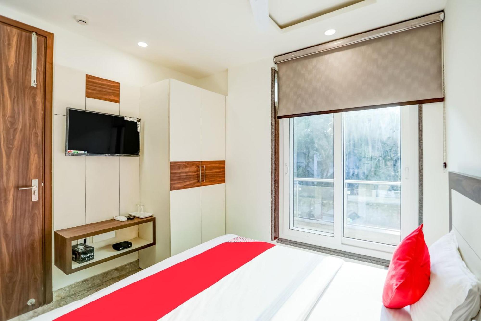 Flagship Happy Inn เดลี ภายนอก รูปภาพ